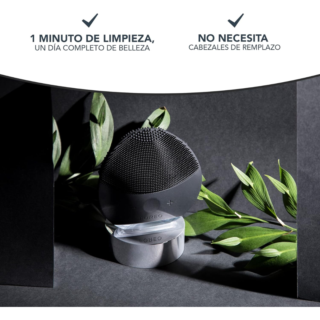 GlowSonic™ | Limpieza profunda para una piel que brilla.